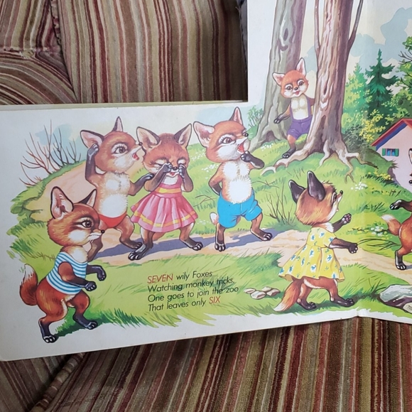 VTG Book "Ten Little Foxes" London Woodland Whimsical Animals OLD Hardboard Bird - Picture 5 of 16